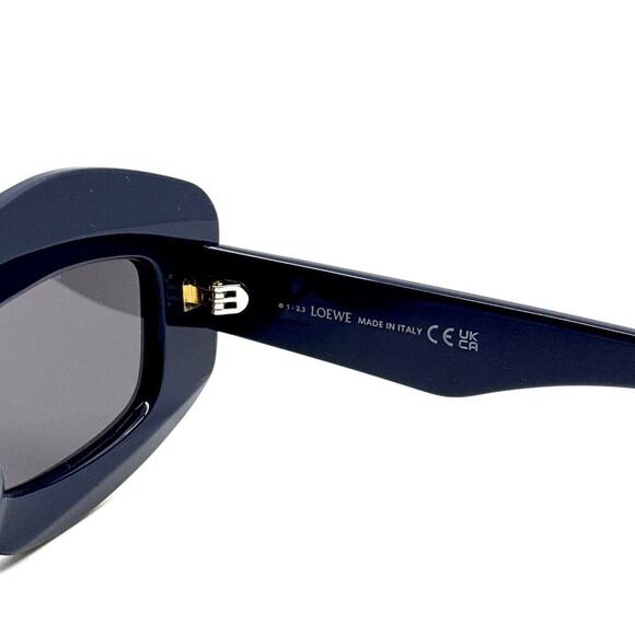 NEW!!! LOEWE Sunglasses LW4114IS 90A Authentic - Picture 11 of 16